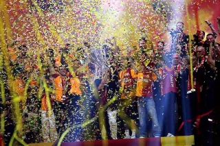 Galatasaray, Trendyol Süper Lig Şampiyonluğunu 'Dört Dörtlük Gece' ile Kutladı