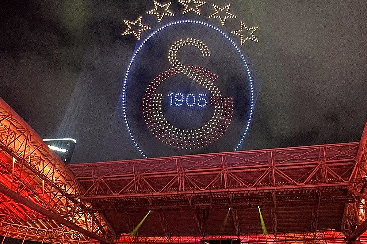 Galatasaray'ın Şampiyonluk Kutlamaları İçin Yeni Kararı: Sanatçı Sahne Almayacak