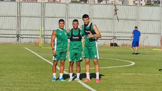 Bursaspor Teknik Direktörü Mustafa Er: "Mevcut kemik kadromuzu koruyarak gerekli takviyeleri yapıp lige iyi başlamak istiyoruz"