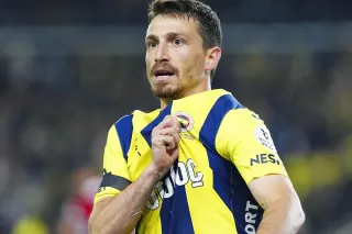 Fenerbahçe'den Mert Hakan Yandaş ile Yeni Sözleşme Duyurusu