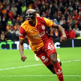 Victor Osimhen'e Manchester United İlgisi Devam Ediyor