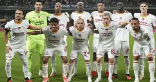 Galatasaray'ın Şampiyonlar Ligi Kadrosu ve Sporting Maçı Kamp Kadrosu Açıklandı