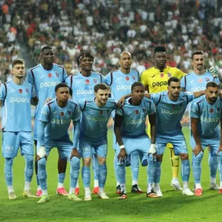 Trabzonspor, Amed Sportif Faaliyetler'e Karşı Sahadan 2-1 Mağlup Ayrıldı
